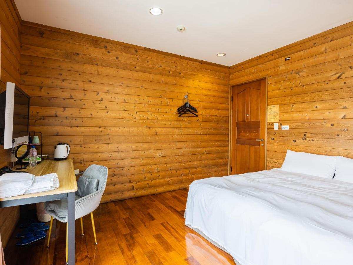 يوشيه Bishui Shanju Lakeside B&B المظهر الخارجي الصورة