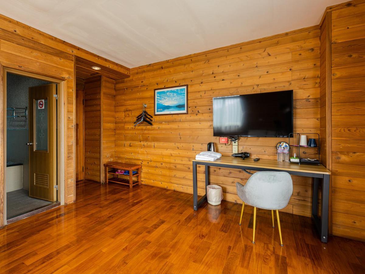 يوشيه Bishui Shanju Lakeside B&B المظهر الخارجي الصورة